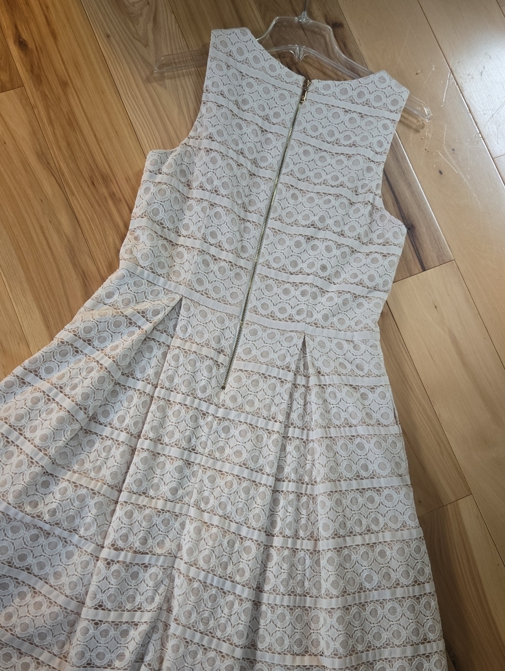 Eliza J Cream Lace Pleated Midi Dress - Picture 4 of 7
